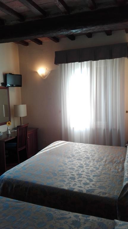 Corte Degli Estensi Formigine Buitenkant foto