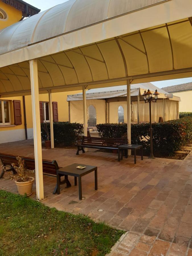 Corte Degli Estensi Formigine Buitenkant foto